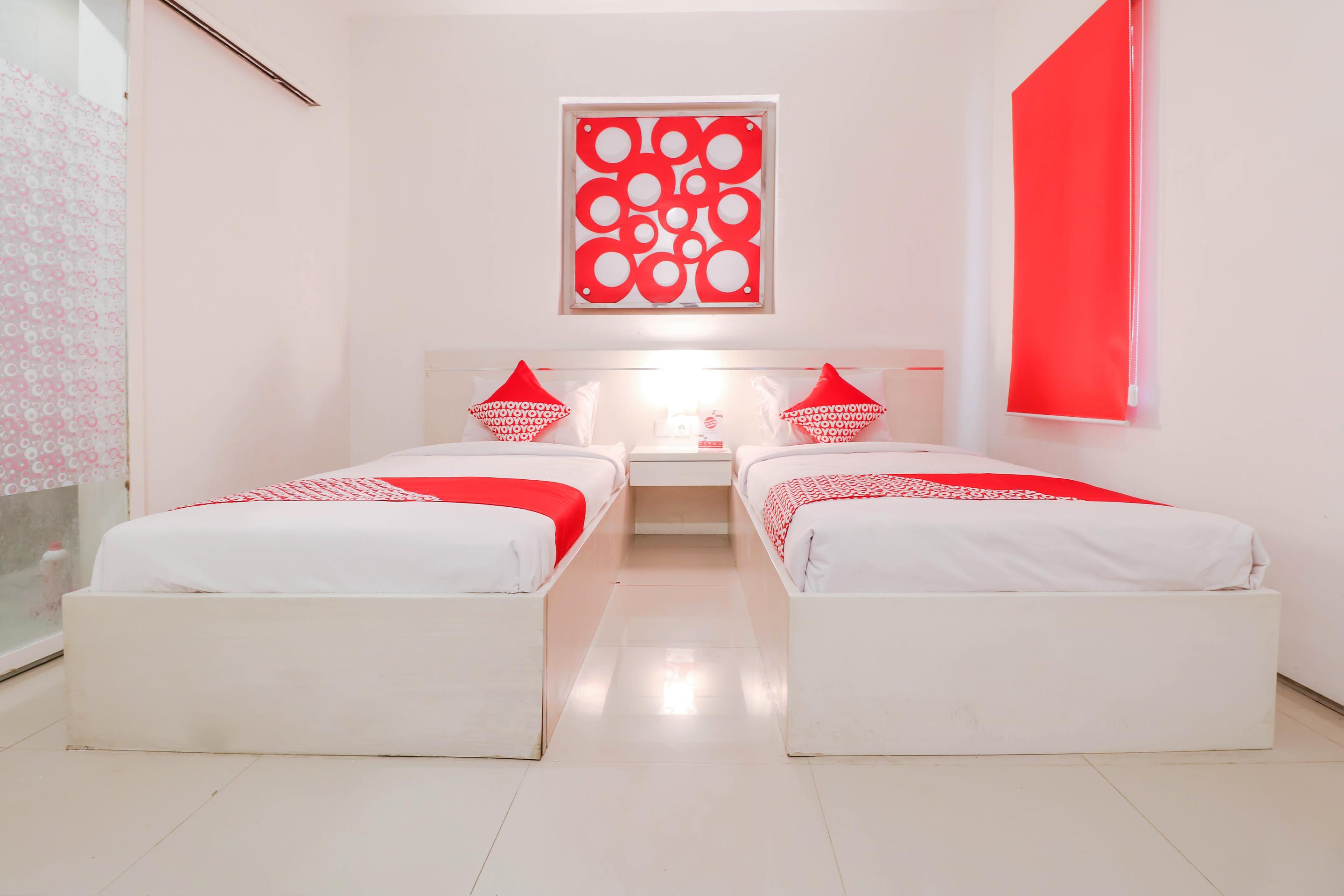 โอโย 1489 ซิโมนา โฮเต็ล Aparthotel เกอโรโบกัน ภายนอก รูปภาพ