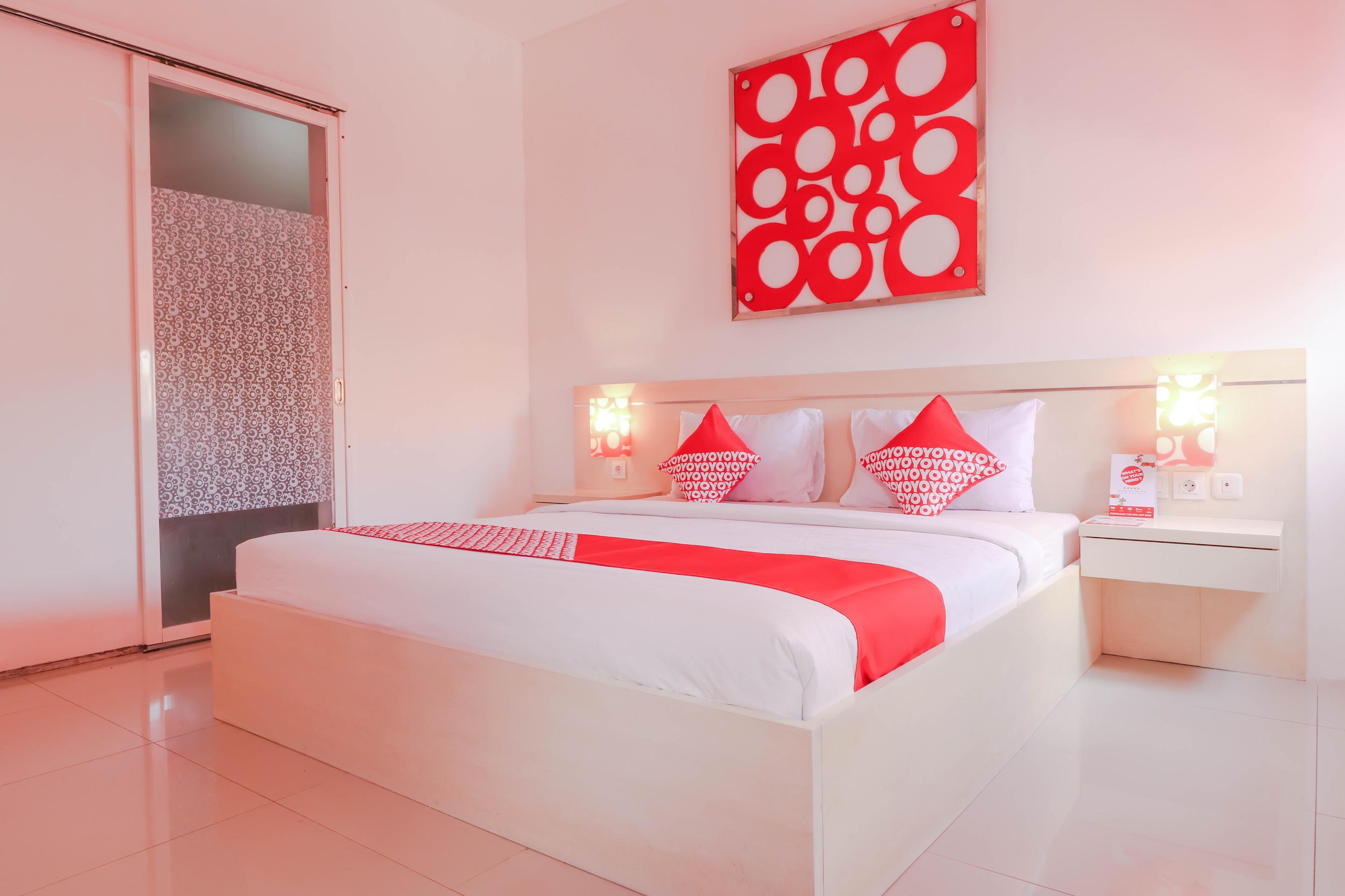 โอโย 1489 ซิโมนา โฮเต็ล Aparthotel เกอโรโบกัน ภายนอก รูปภาพ