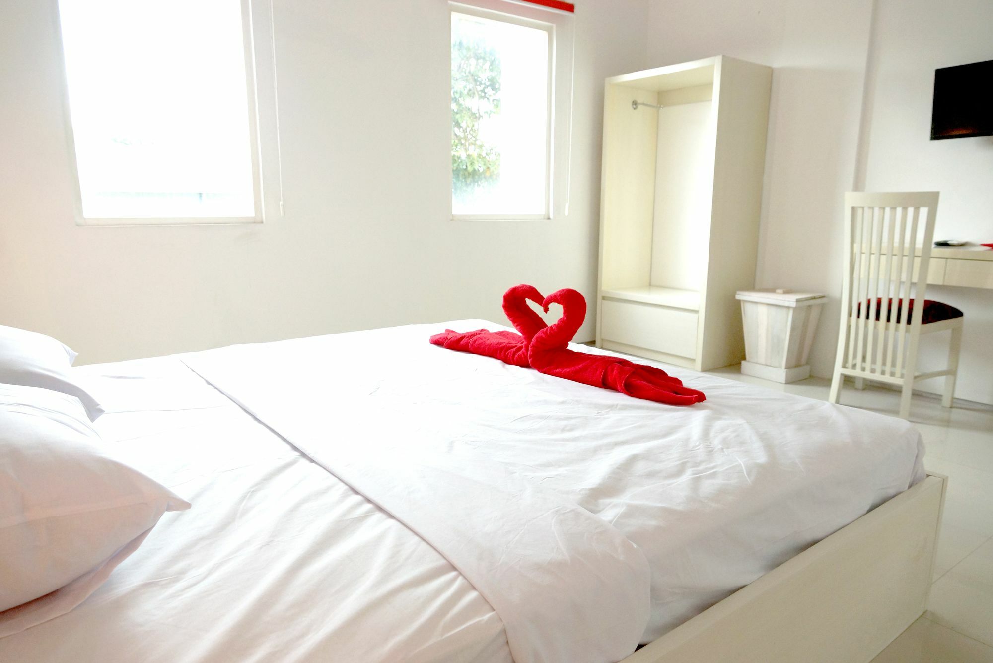โอโย 1489 ซิโมนา โฮเต็ล Aparthotel เกอโรโบกัน ภายนอก รูปภาพ