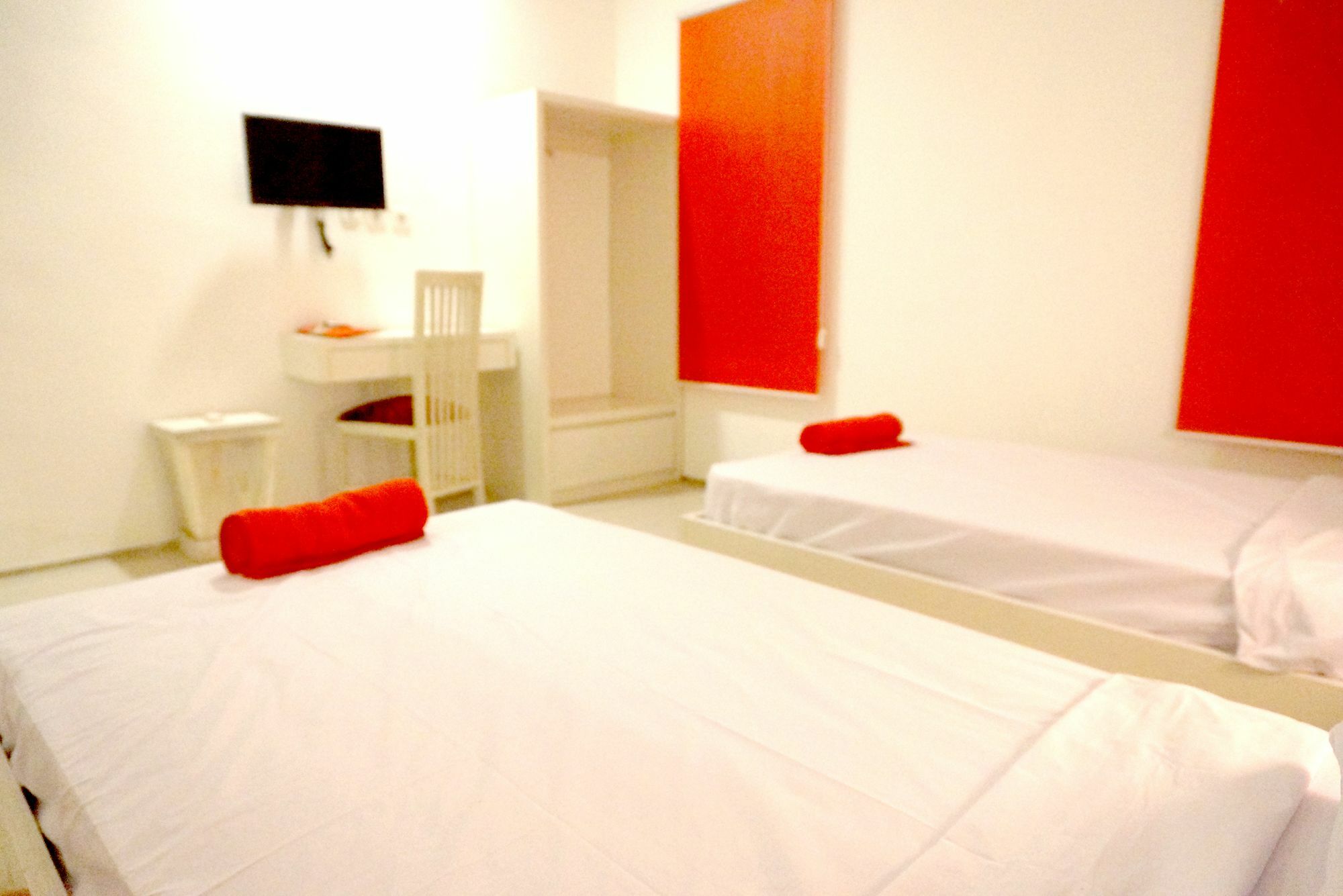 โอโย 1489 ซิโมนา โฮเต็ล Aparthotel เกอโรโบกัน ภายนอก รูปภาพ