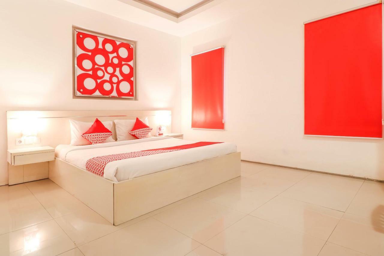โอโย 1489 ซิโมนา โฮเต็ล Aparthotel เกอโรโบกัน ภายนอก รูปภาพ